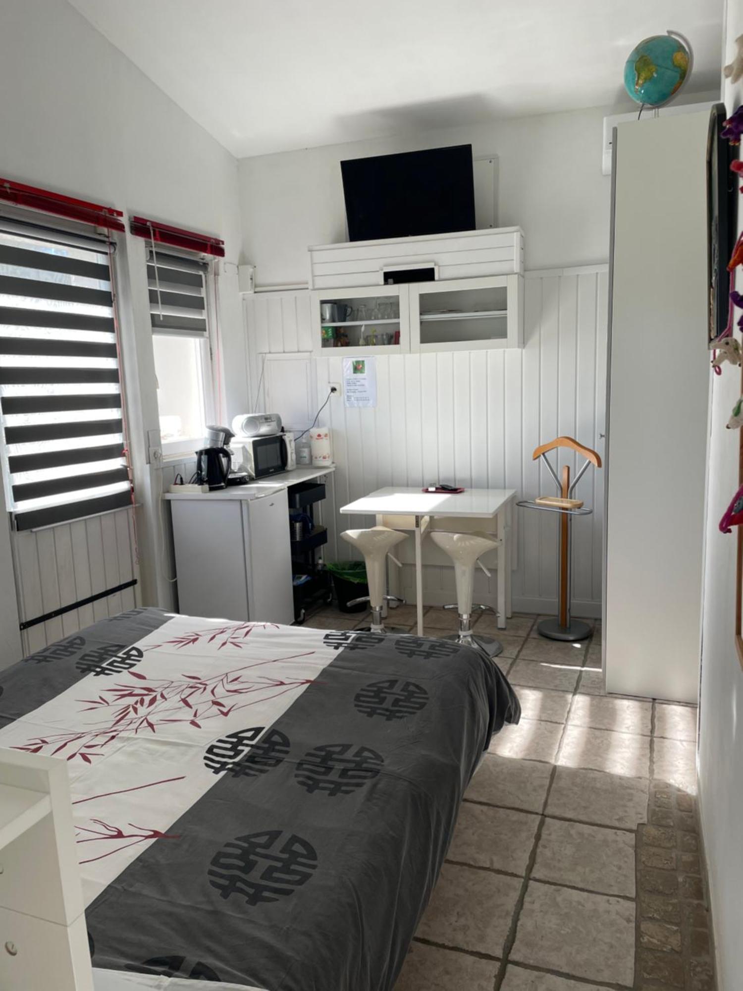 Bed and Breakfast La Coccinelle Ним Экстерьер фото